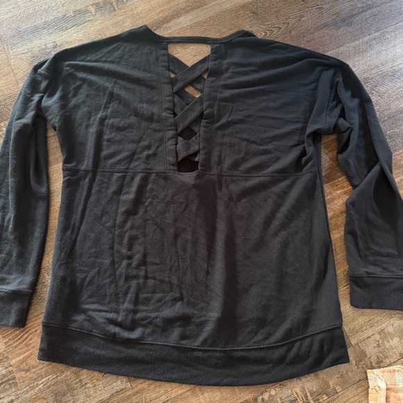 Balance Collection Open Back Long Sleeve Sweatshirt - Picture 4 of 8